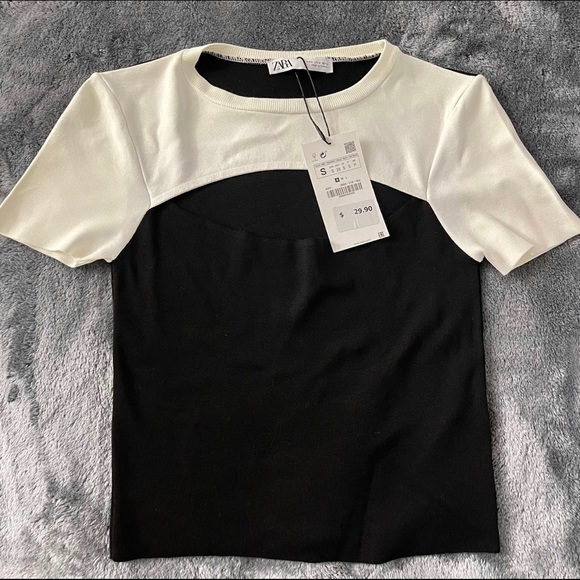 zara top | has cut out in front | size small NWT - Picture 1 of 3